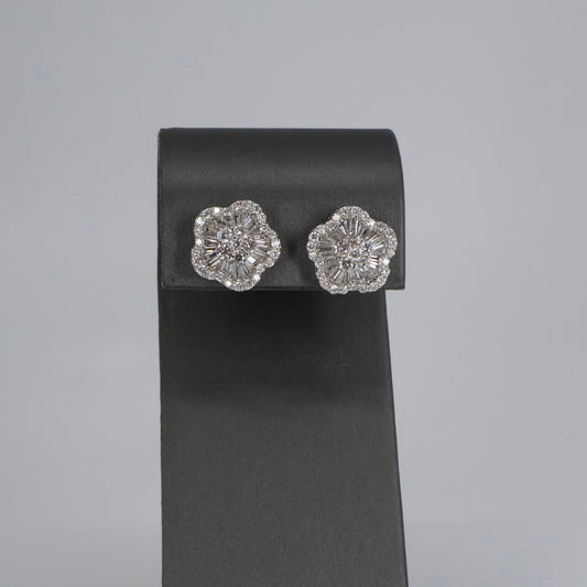 18KW 1.23CTW 62 ROUND DIAMOND/ .56CTW 51 BAGGUETTE DIAMOND CLOVER STUDS DECD7454