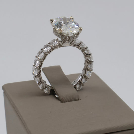 LAB GROWN 18KW HIDDEN HALO DIAMOND RING 3.15CT OVAL F/VS1 (GIA CERTIFIED) .28CTW ROUND DIAMOND HALO AND 16 OVAL DIAMONDS 2.36CTW LABDRCD705