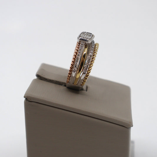 18K TRI-COLOR .25CTW 49 ROUND DIAMOND .08CTW 3 BAGUETTE DRCD6032