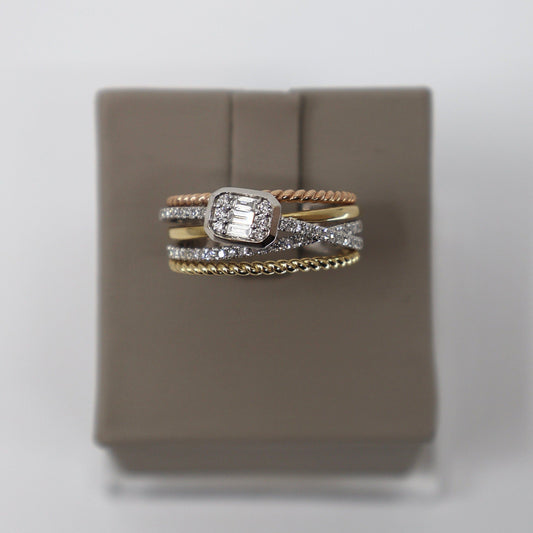 18K TRI-COLOR .25CTW 49 ROUND DIAMOND .08CTW 3 BAGUETTE DRCD6032