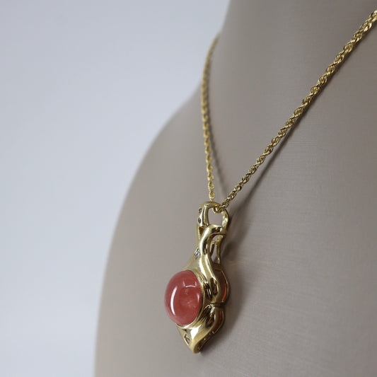 14K Yellow Gold Pink Round Coral Pendant with 2 Diamonds OTC11022