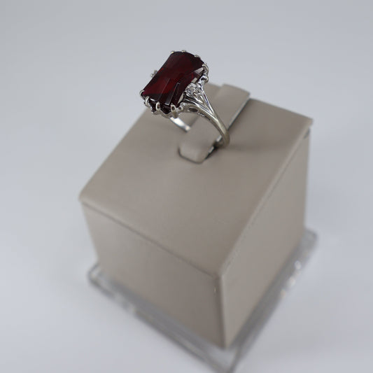 14K White Gold Faceted Garnet Antique Fashion Ring OTC11653