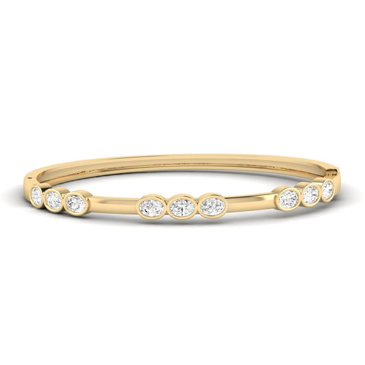 Oval Bezel Trio Section Bangle