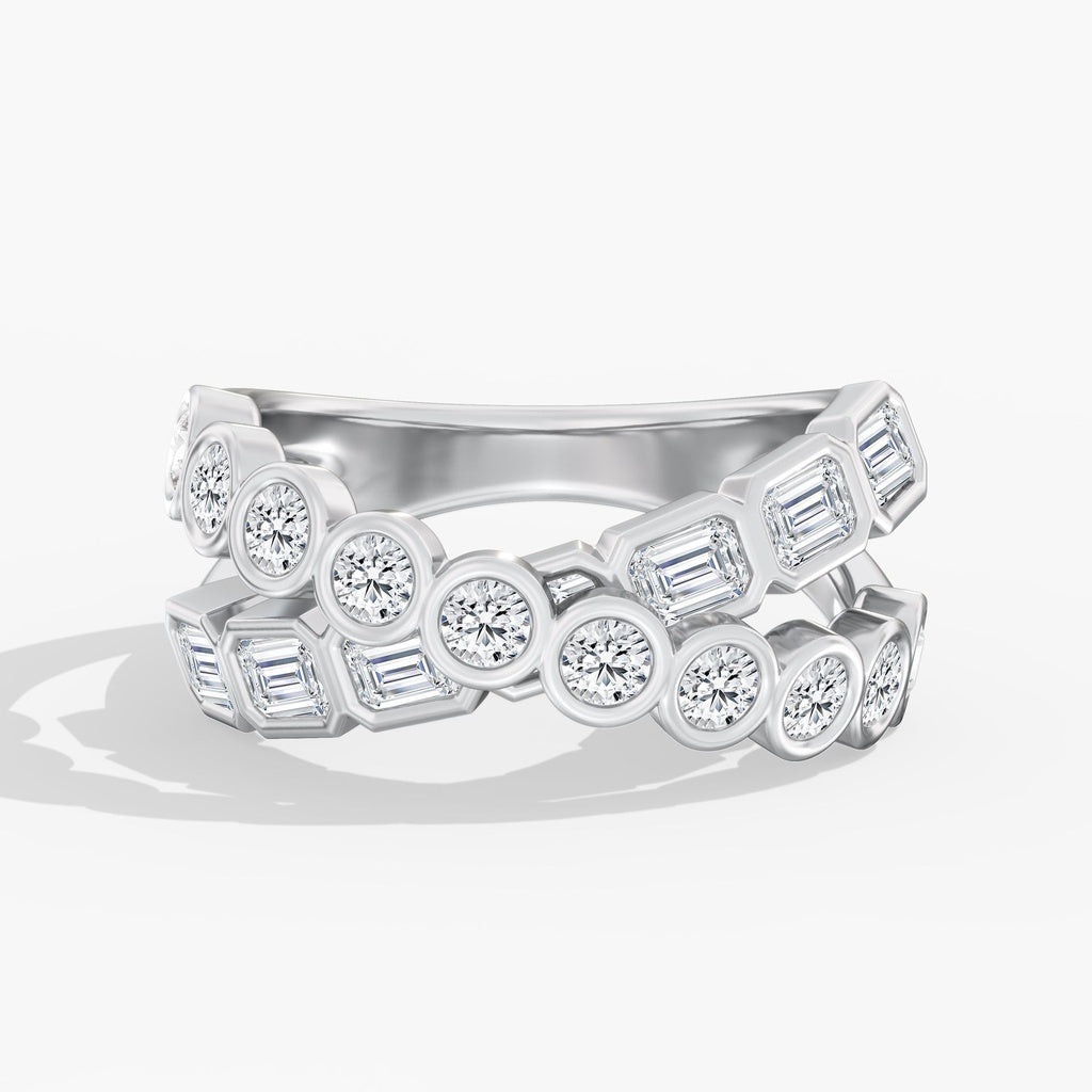 round-and-emerald-bezel-crossover-ring-R977BZ2.00W146.50