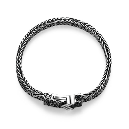 ub0084-chisel-chevron-genuine-black-sapphire-pave-bracelet-in-oxidized-rhodium-plated-sterling-silver
