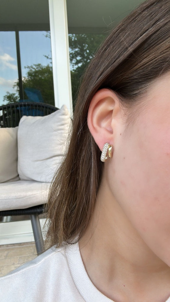 pave-and-gold-domed-earrings-E231.00W14
